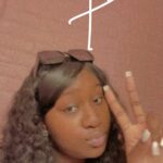 aliluner Deep Wave Lace Front Wigs Human Hair Pre Plucked with Baby Hair 5x5 HD Lace Closure Human Hair Wigs for Black Women 150% Density Natural Color 22 Inch photo review